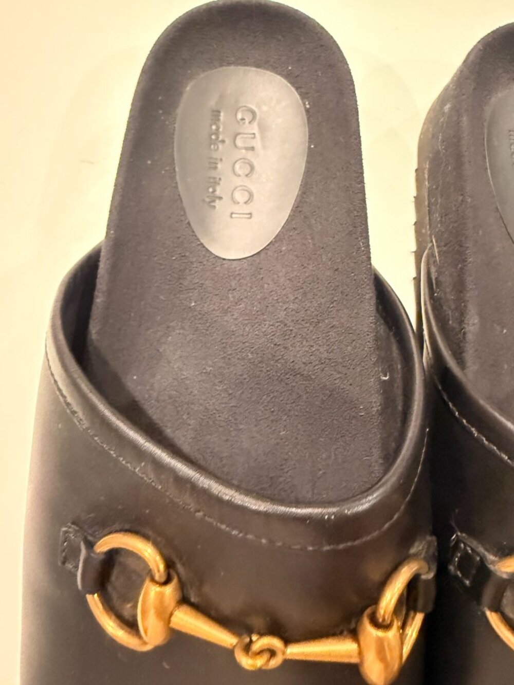 Authentic Black Leather Gucci Slides - Picture 7 of 7